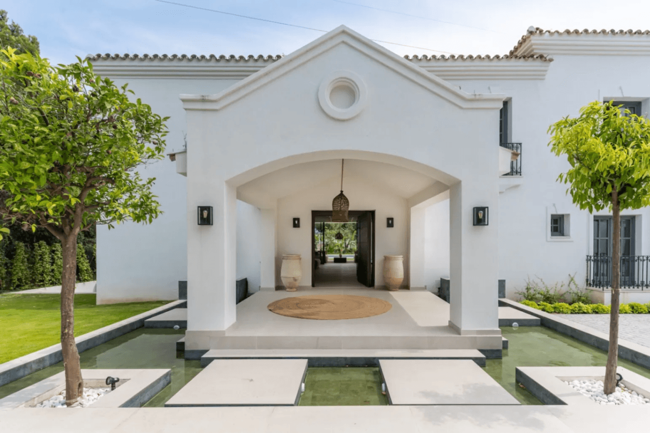 Andalusian-Inspired Villa Near Atalaya Golf