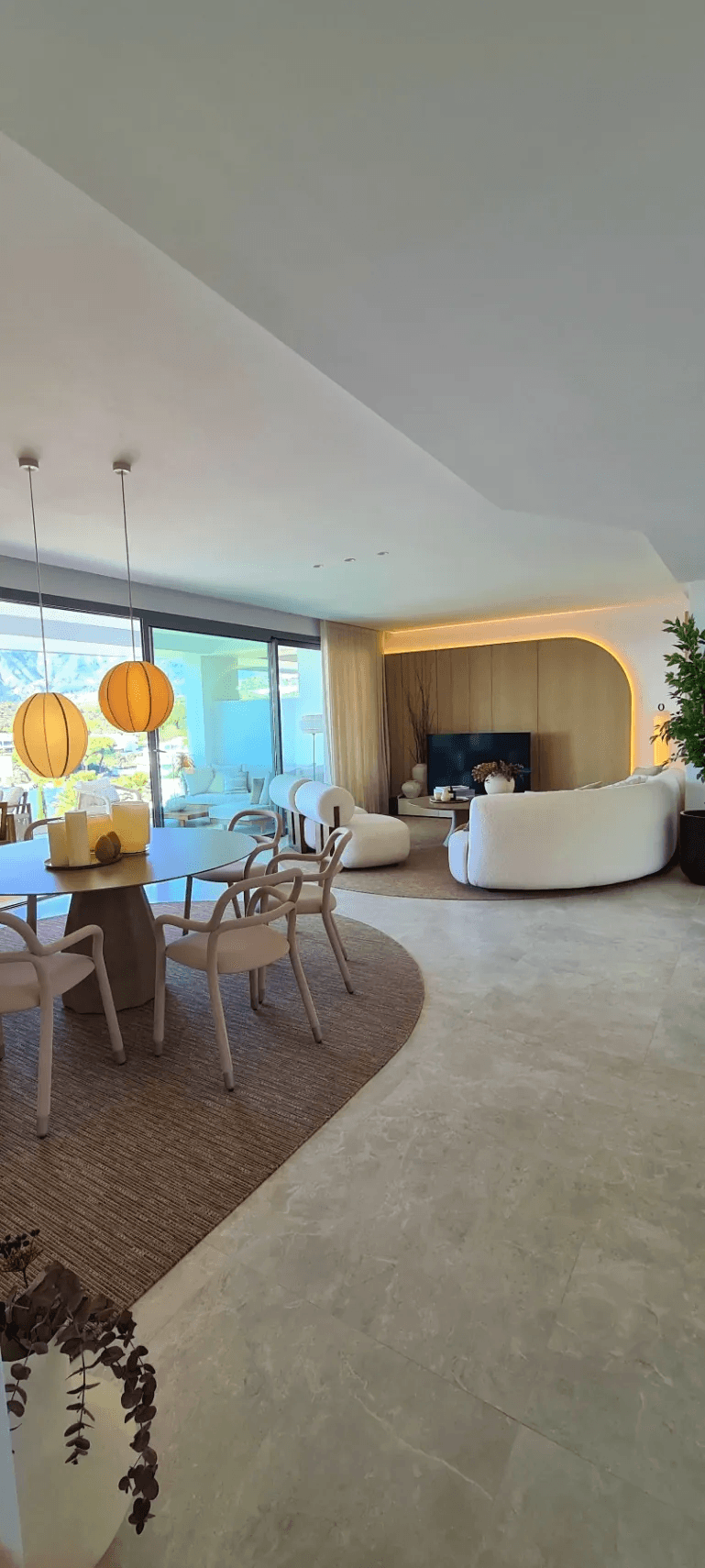 Luxurious Apartment with Panoramic Sea & Mountain Views in Soul, Marbella