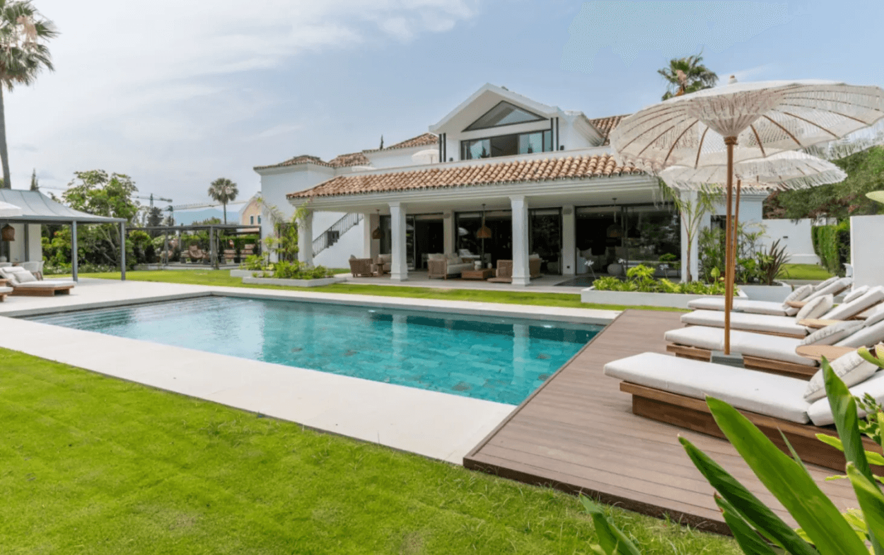 Andalusian-Inspired Villa Near Atalaya Golf