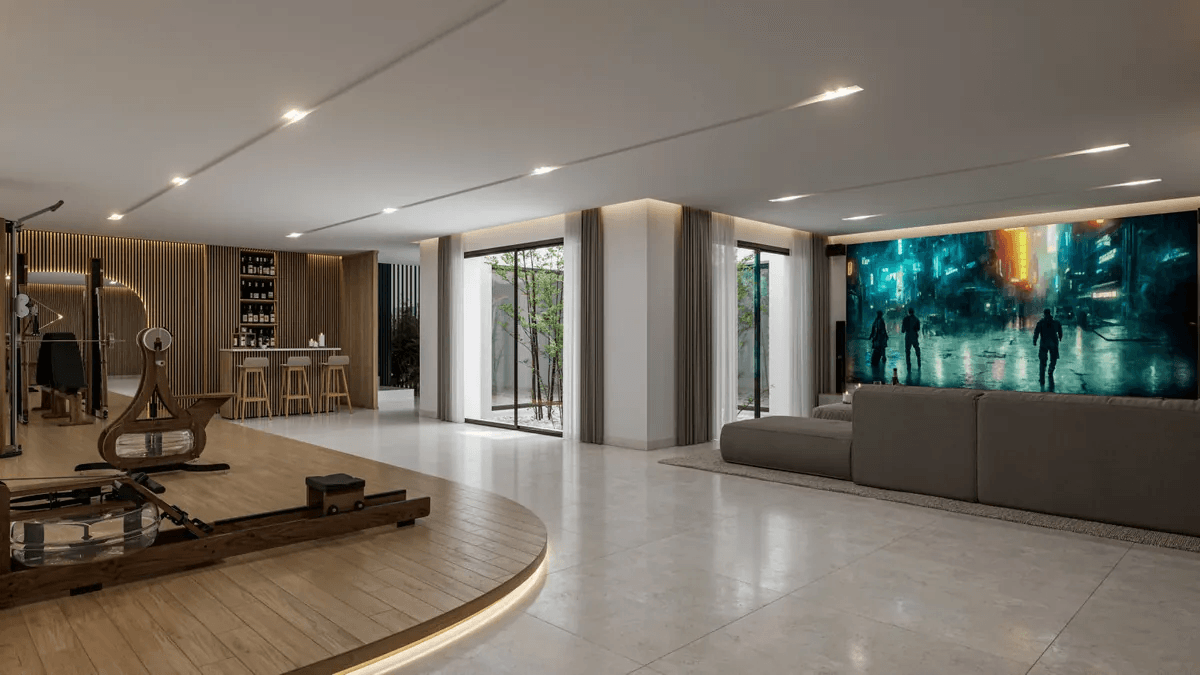 Villa for sale in Estepona