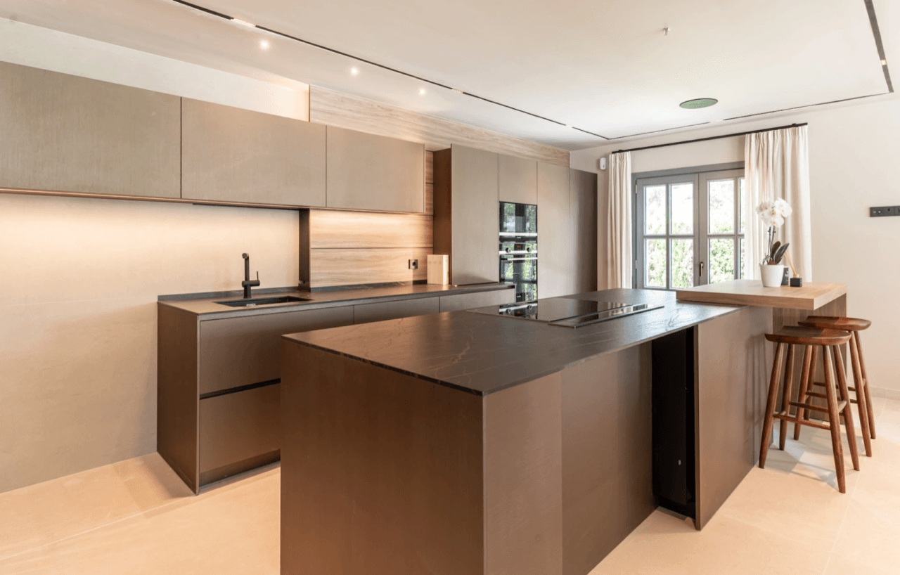 Andalusian-Inspired Villa Near Atalaya Golf