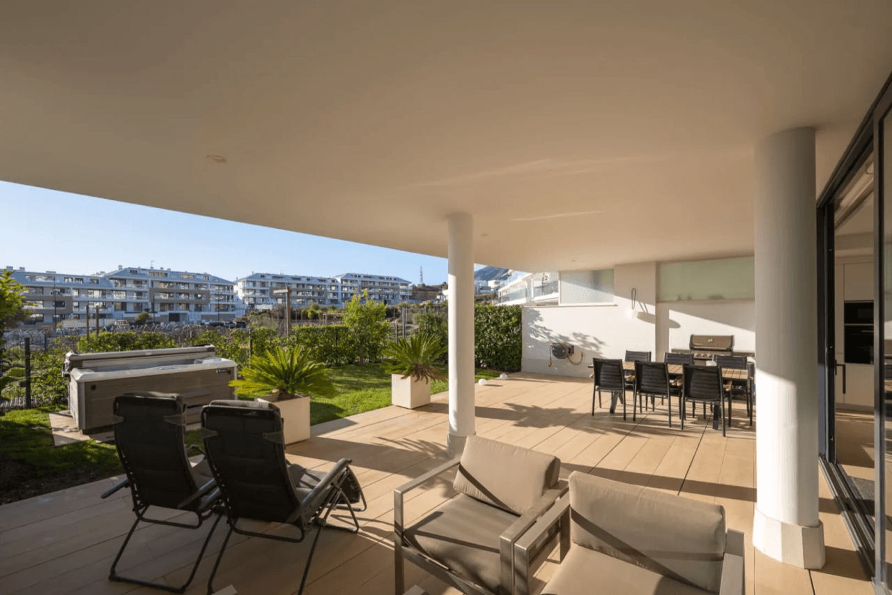 Exclusive Luxury Ground-Floor Residence with Spacious Private Garden and Maximum Privacy