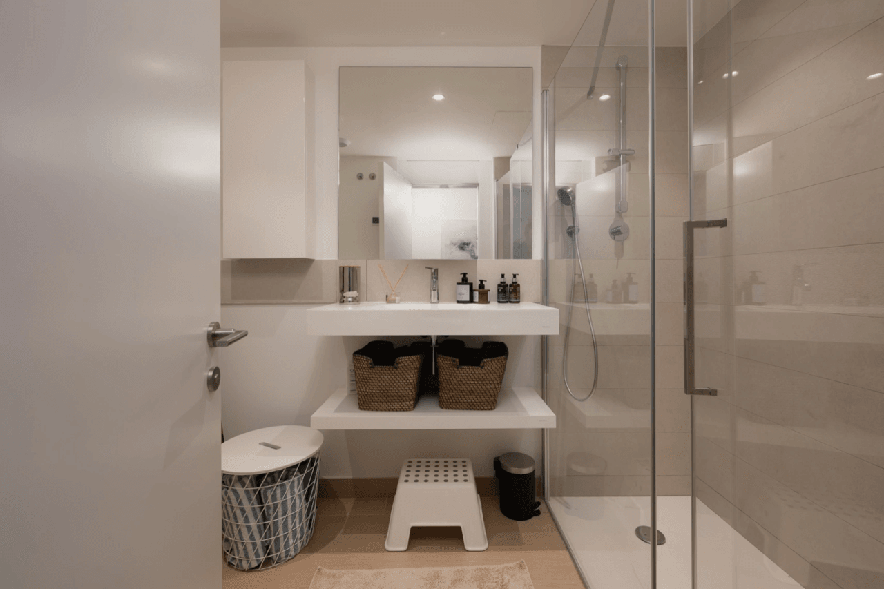 Exclusive Luxury Ground-Floor Residence with Spacious Private Garden and Maximum Privacy
