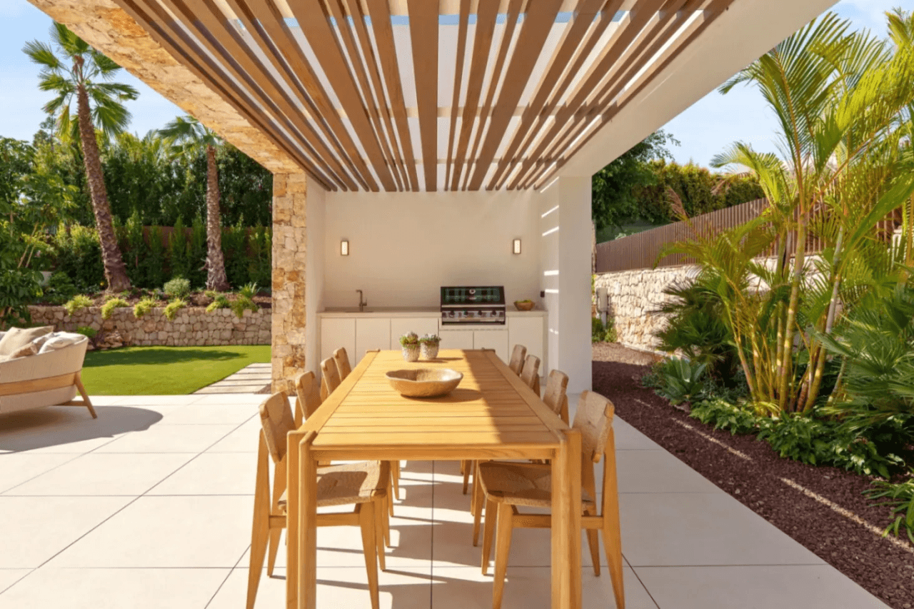 Indulge in Luxury: 5-Bedroom Villa for Sale in Marbella