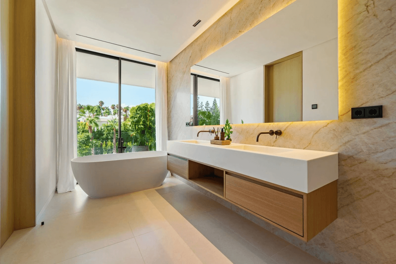 Indulge in Luxury: 5-Bedroom Villa for Sale in Marbella