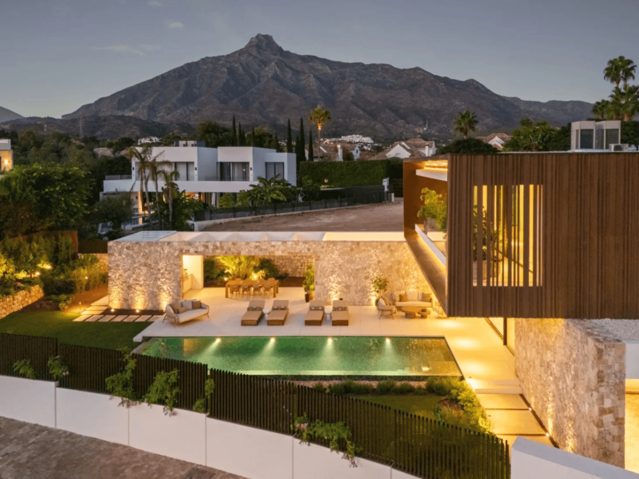 Indulge in Luxury: 5-Bedroom Villa for Sale in Marbella