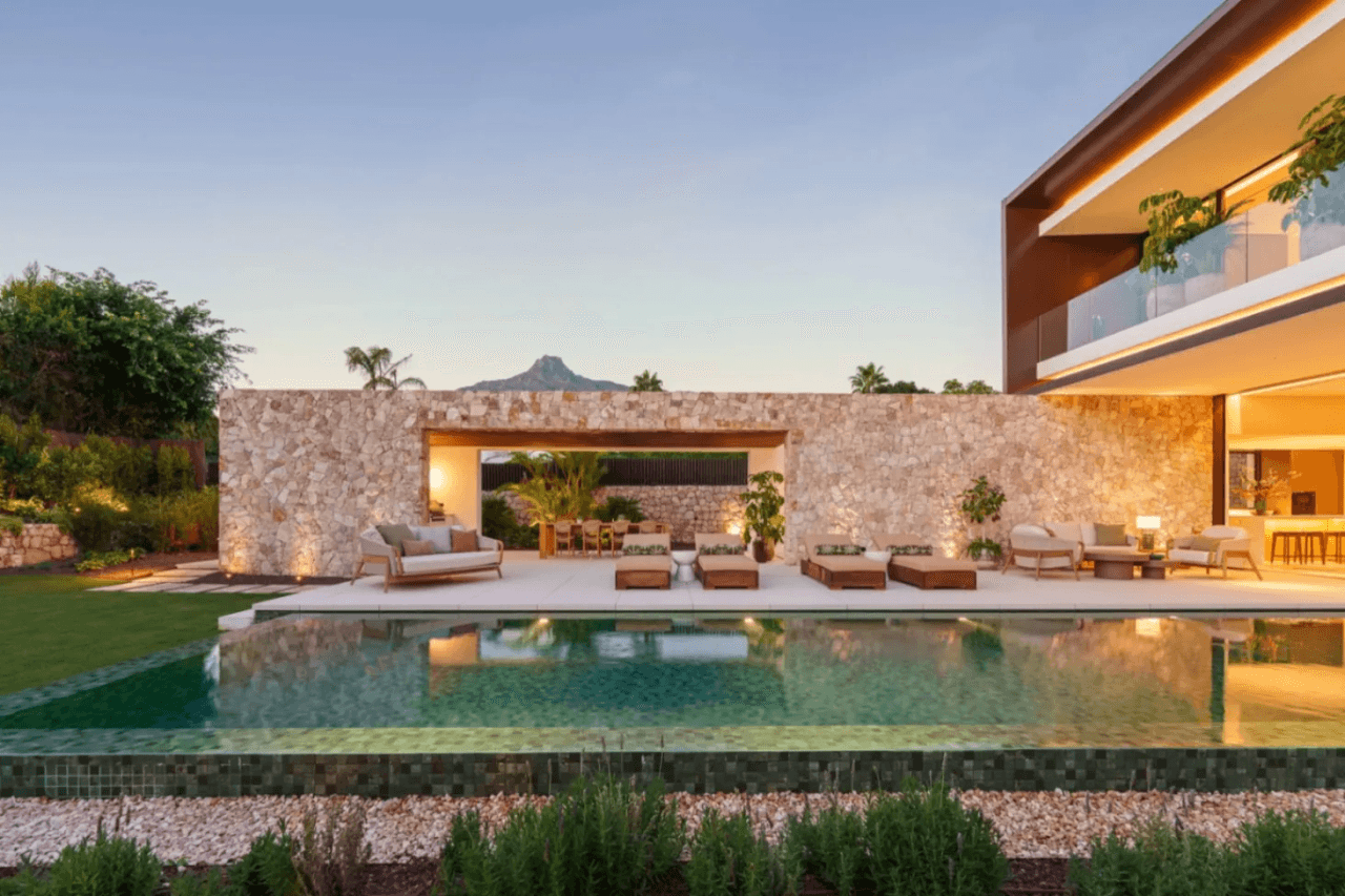 Indulge in Luxury: 5-Bedroom Villa for Sale in Marbella