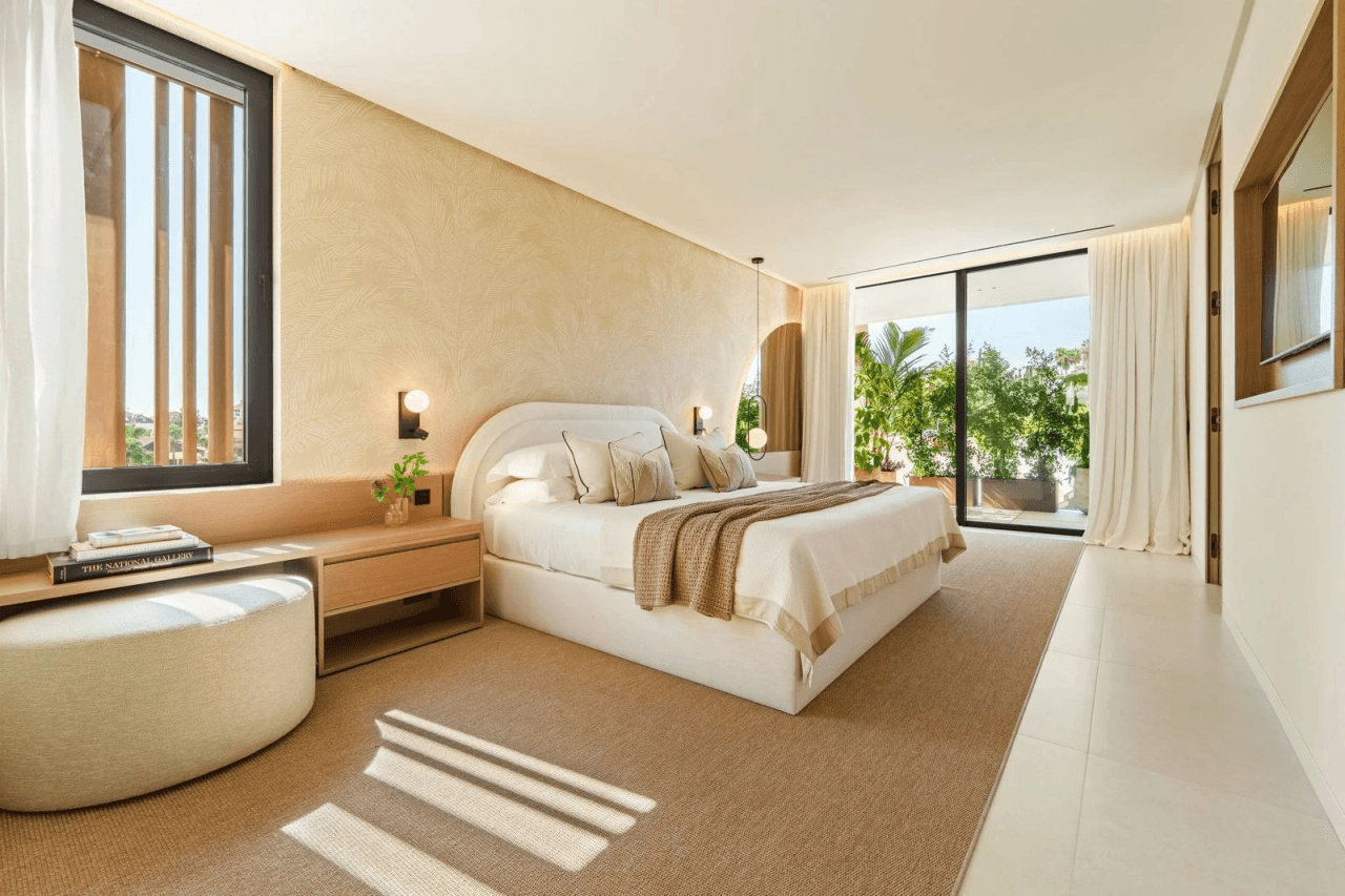 Indulge in Luxury: 5-Bedroom Villa for Sale in Marbella