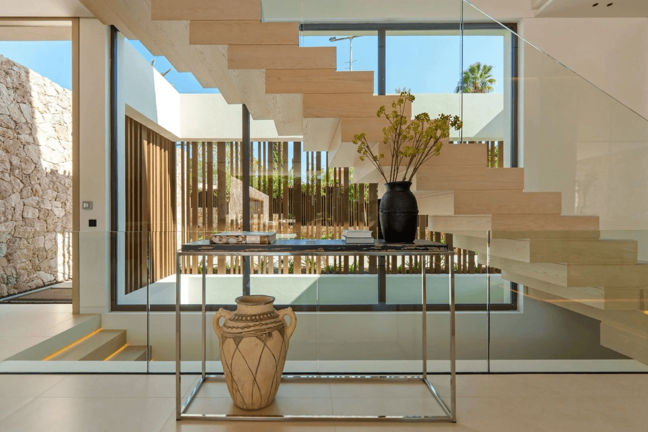 Indulge in Luxury: 5-Bedroom Villa for Sale in Marbella