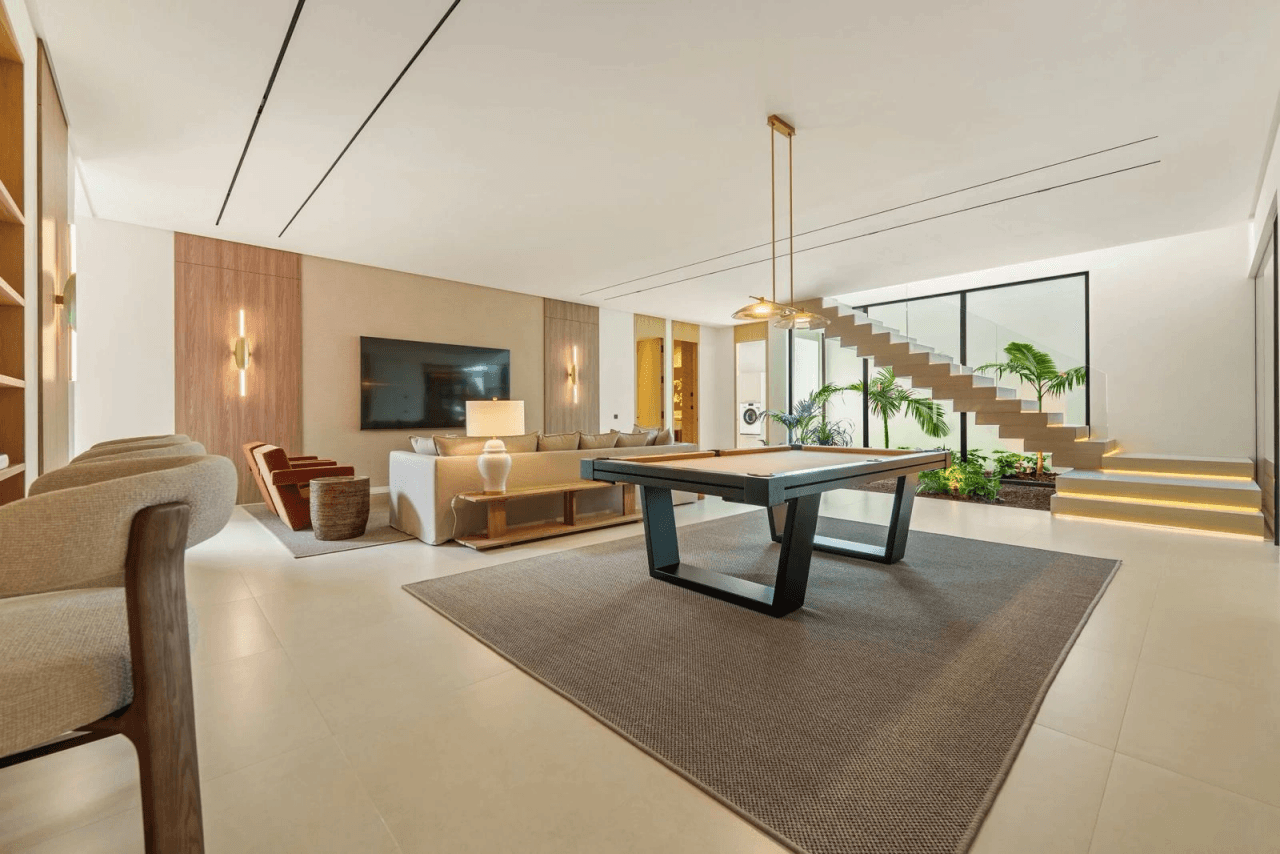 Indulge in Luxury: 5-Bedroom Villa for Sale in Marbella