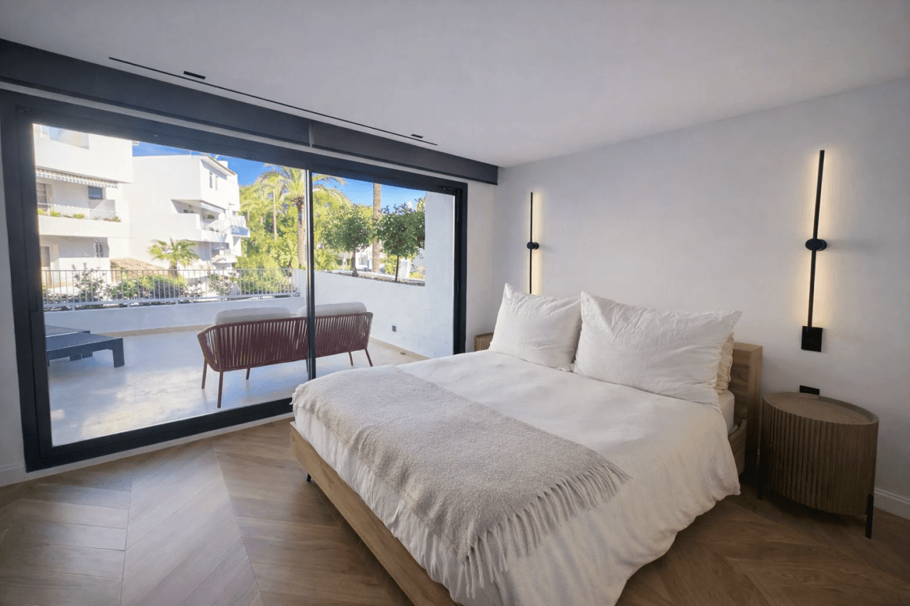 Luxury 3-Bedroom Duplex with Sea Views in Río Real, Marbella