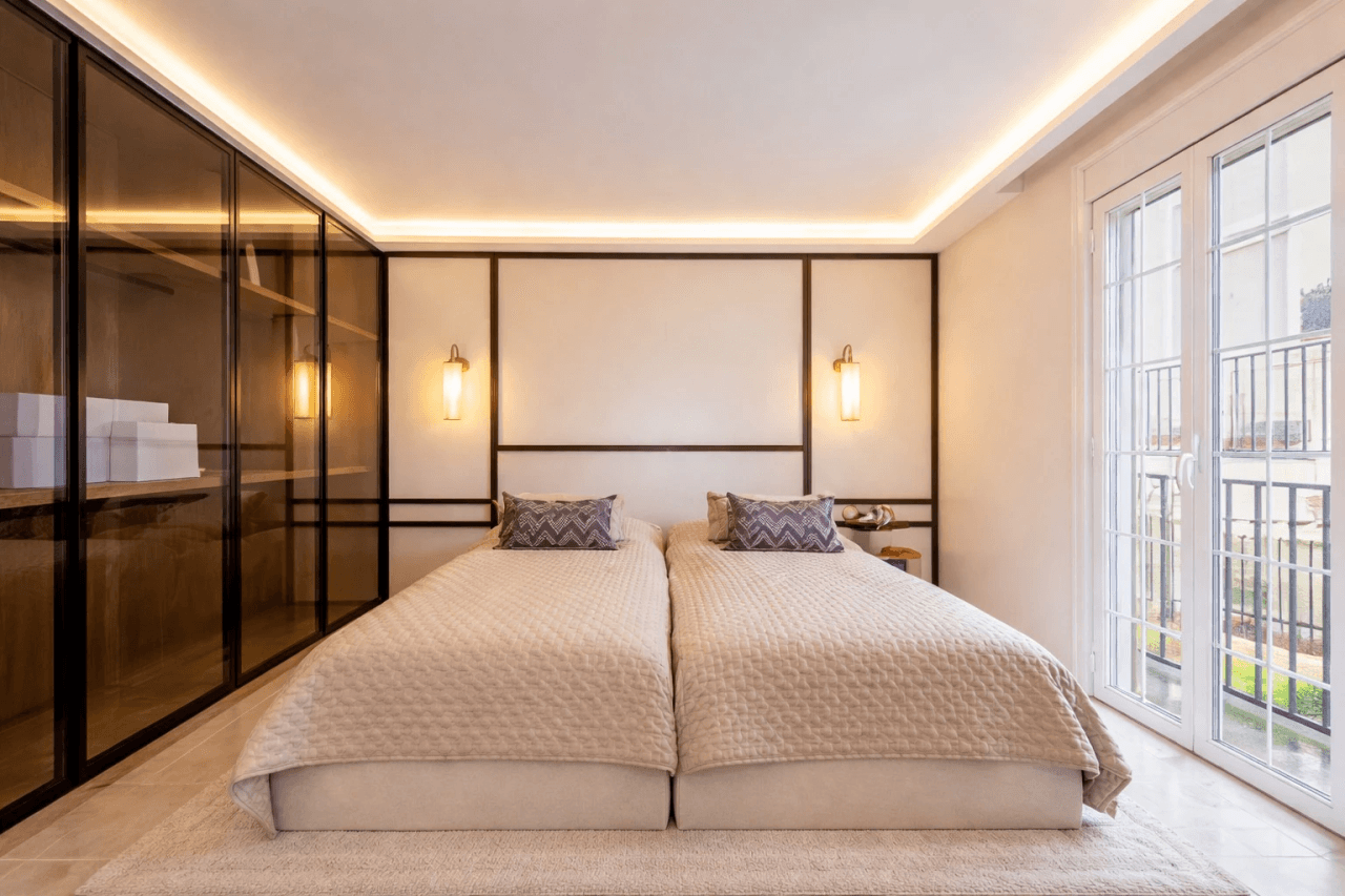 Renovated townhouse on Marbella’s Golden Mile, walking distance to Puente Romano and the beach