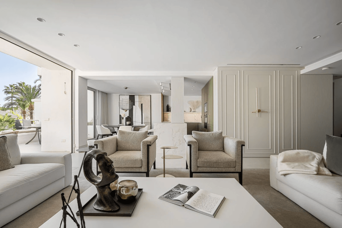 Spacious 3-Bedroom Penthouse for Sale in Marbella, Costa del Sol