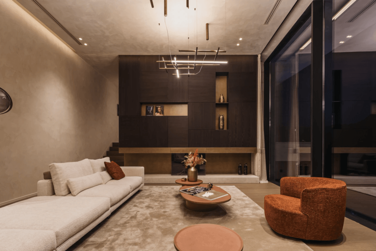 Luxurious 7-Bedroom Villa for Sale in Benahavís, Costa del Sol