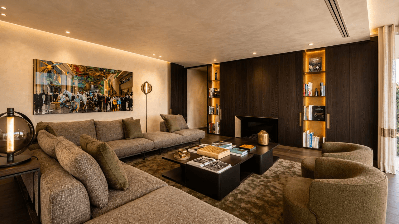 Luxurious 7-Bedroom Villa for Sale in Benahavís, Costa del Sol