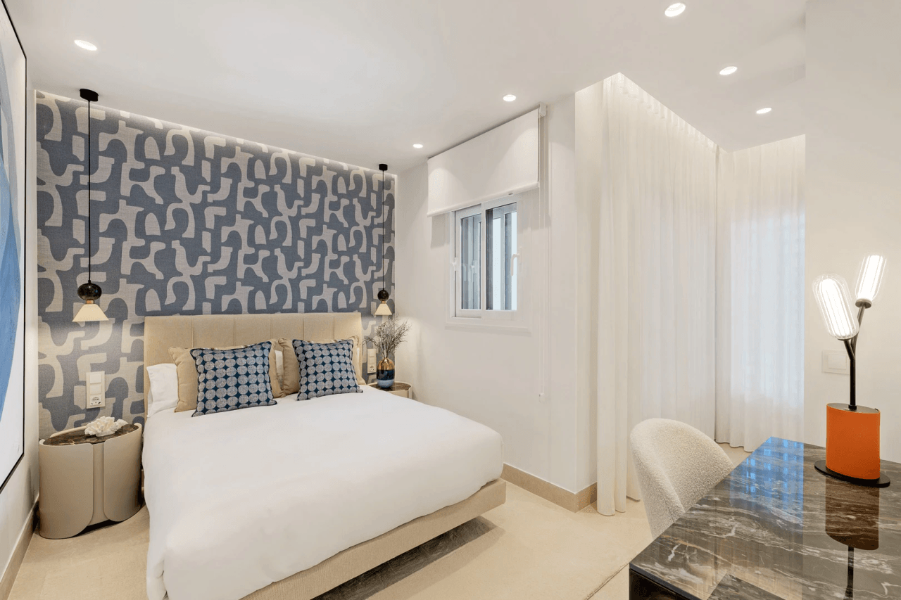 Elegant Sea View Apartment Located at Urb. Bahía del Velerín