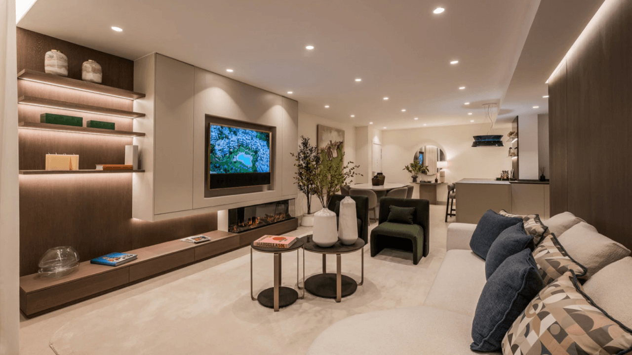 Stunning 3-Bedroom Apartment for Sale in Estepona, Costa del Sol