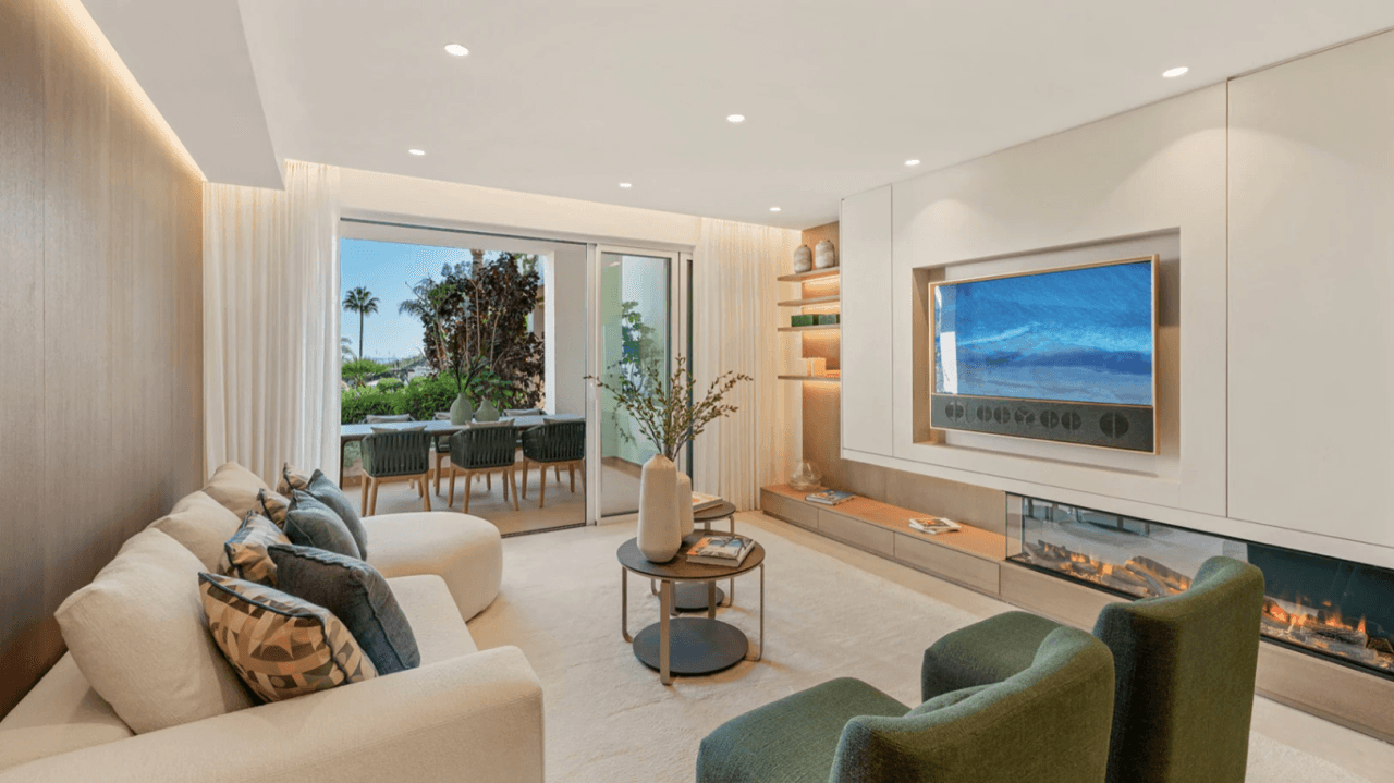 Stunning 3-Bedroom Apartment for Sale in Estepona, Costa del Sol