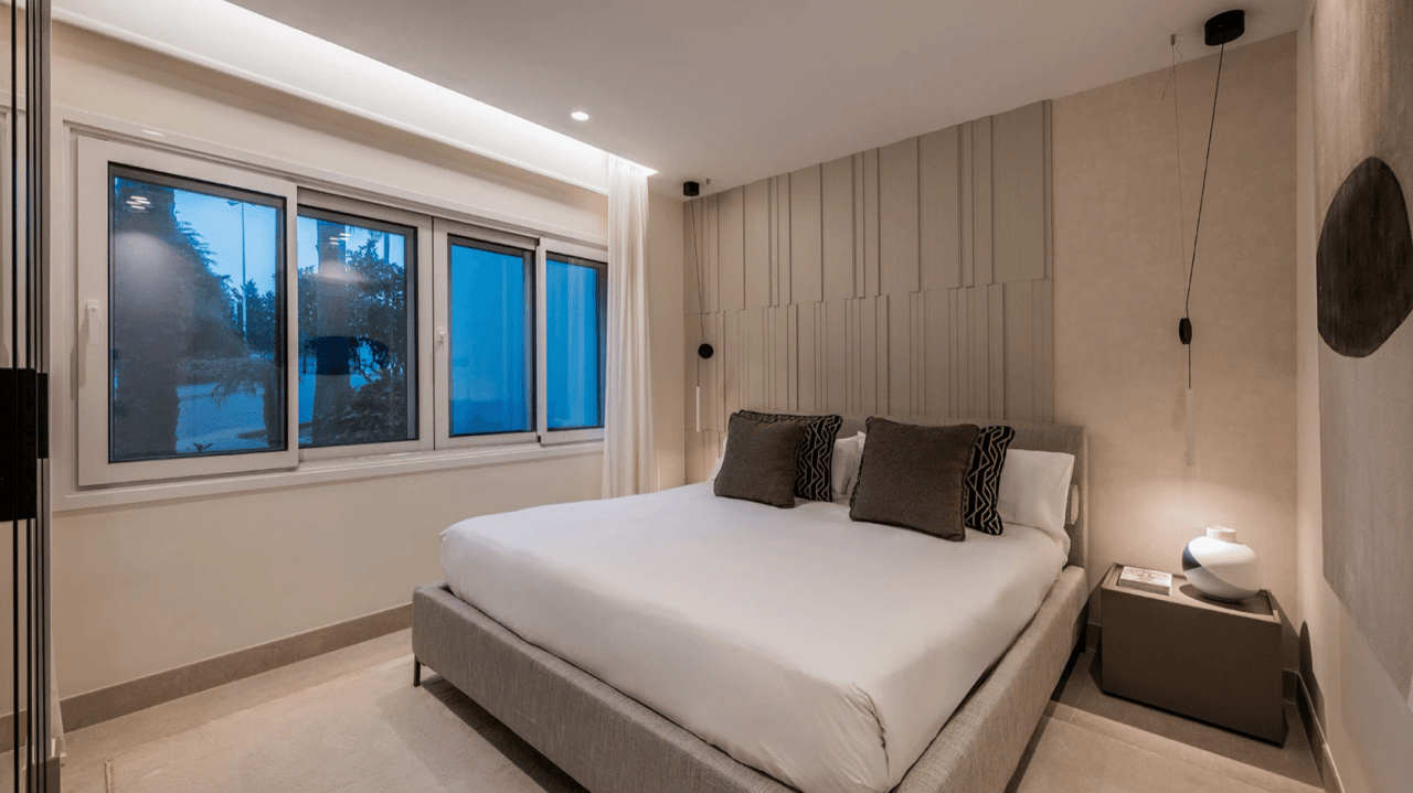 Stunning 3-Bedroom Apartment for Sale in Estepona, Costa del Sol