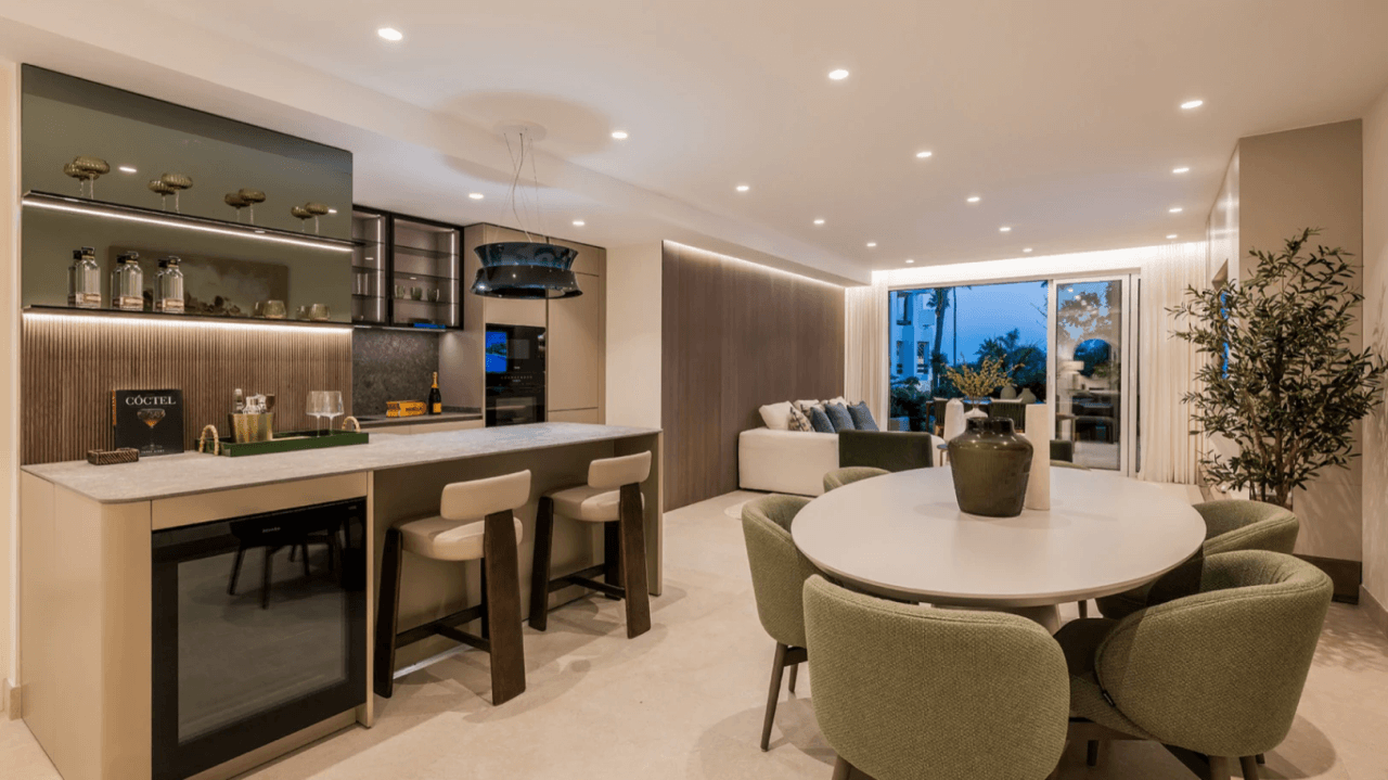 Stunning 3-Bedroom Apartment for Sale in Estepona, Costa del Sol