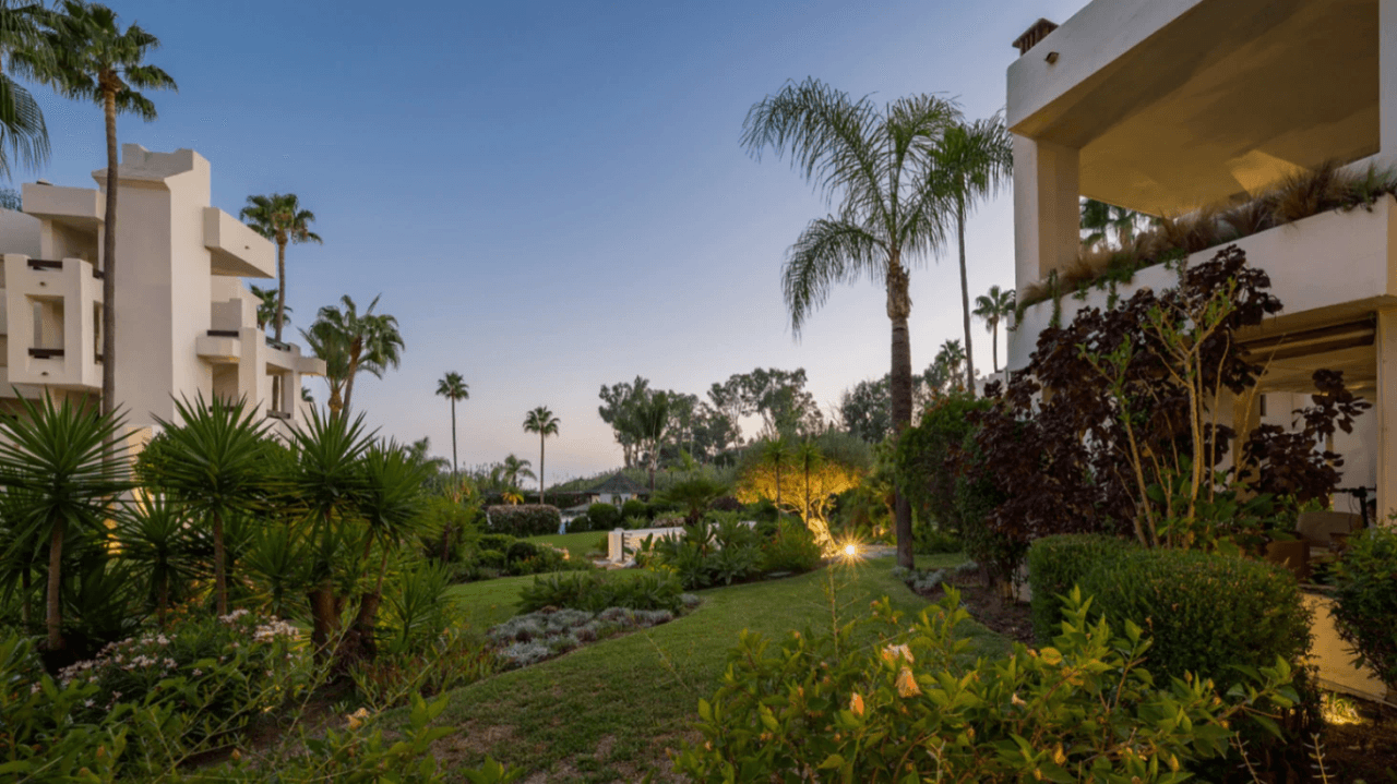 Stunning 3-Bedroom Apartment for Sale in Estepona, Costa del Sol