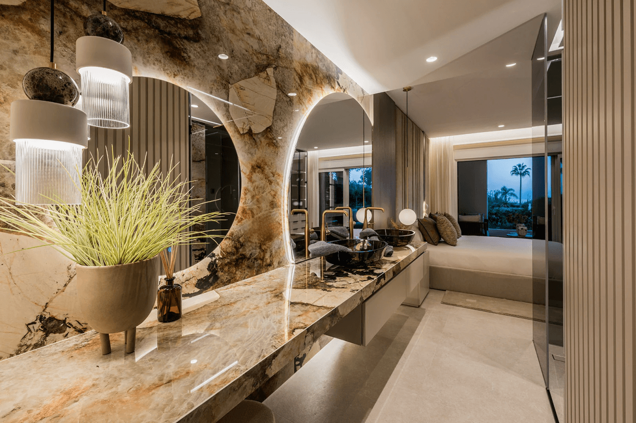 Stunning 3-Bedroom Apartment for Sale in Estepona, Costa del Sol