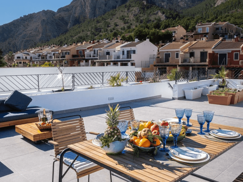Villa for sale in Polop