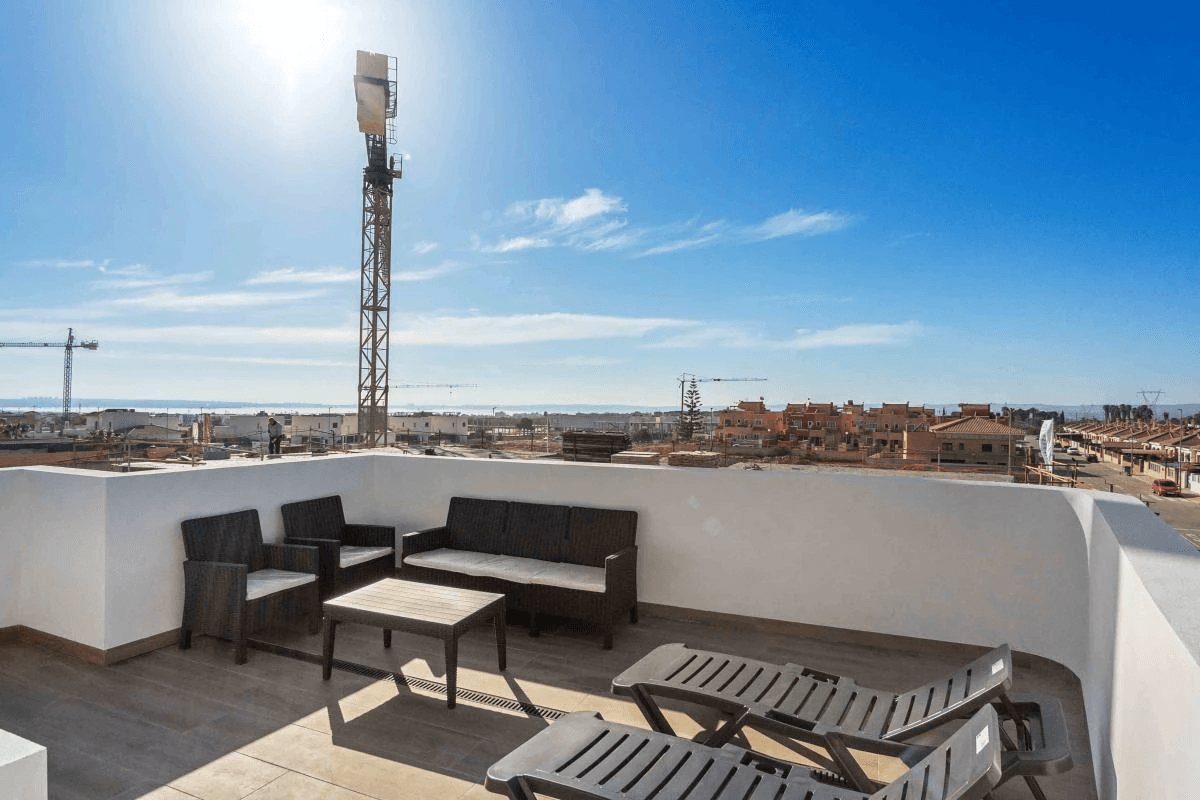 Villa for sale in Los Montesinos