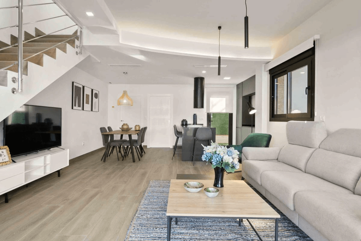 Villa for sale in Los Montesinos