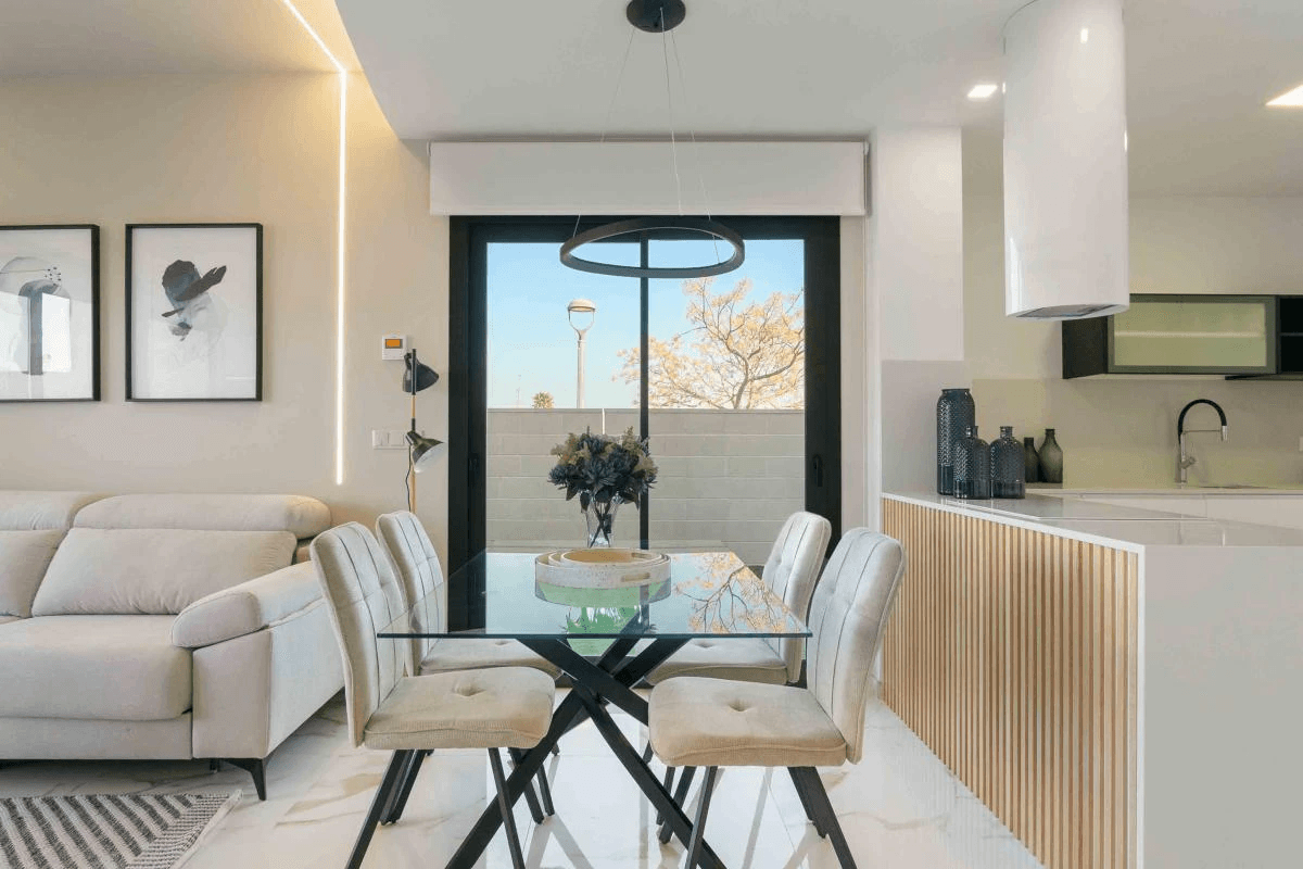 Villa for sale in Los Montesinos